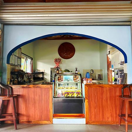 Casa Rosa Inn And Restaurant 타이타이 외부 사진