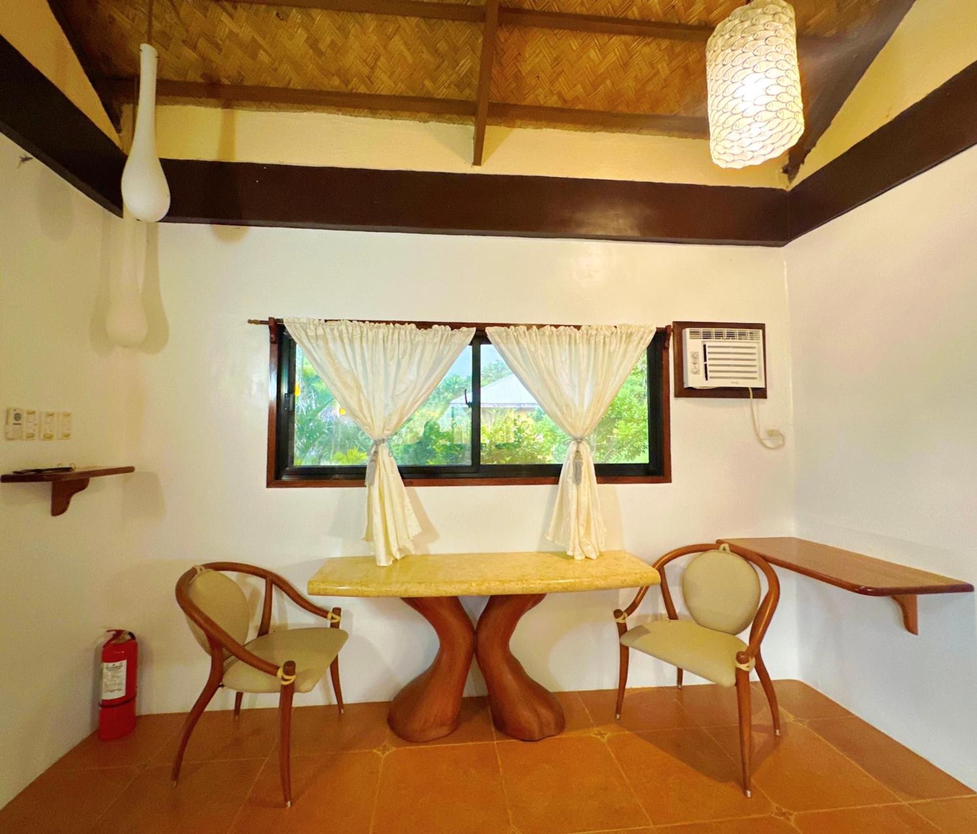 Casa Rosa Inn And Restaurant 타이타이 외부 사진